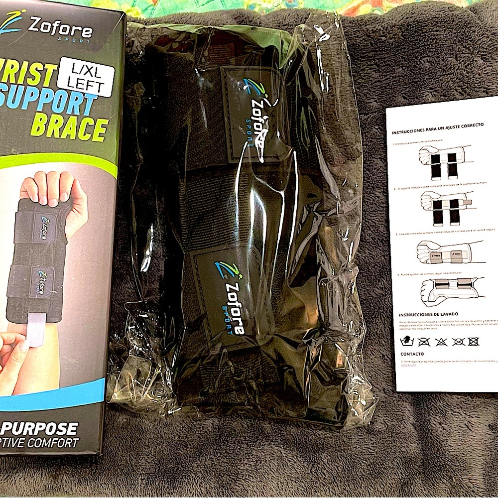 Black Wrist Support Brace